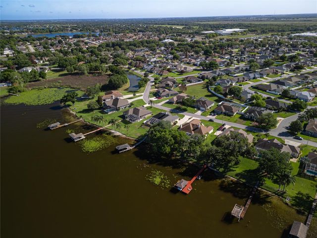 220 RUBY LAKE LANE, Winter Haven, FL 33884