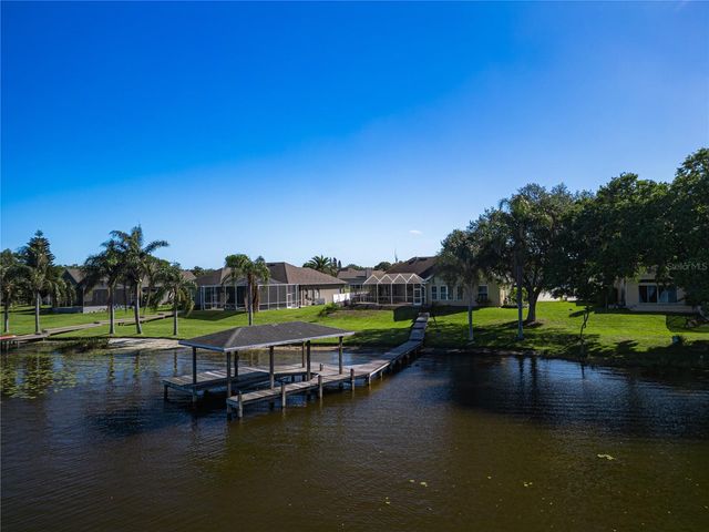 220 RUBY LAKE LANE, Winter Haven, FL 33884