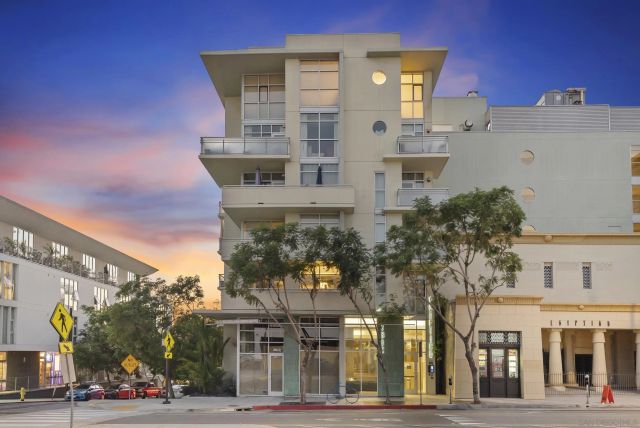 3812 Park Blvd. 208, San Diego, CA 92103