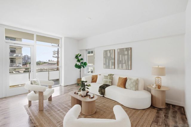 3812 Park Blvd. 208, San Diego, CA 92103