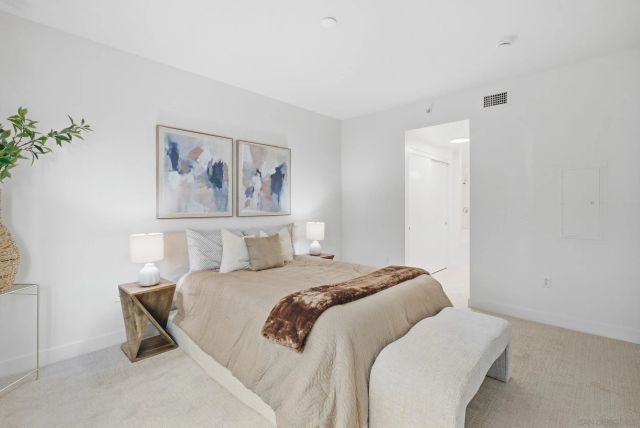 3812 Park Blvd. 208, San Diego, CA 92103