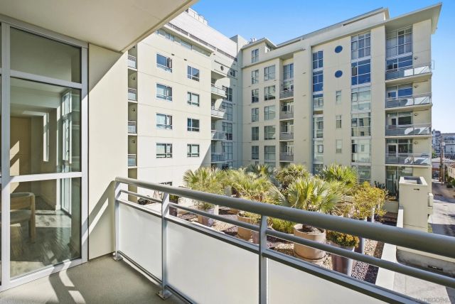 3812 Park Blvd. 208, San Diego, CA 92103