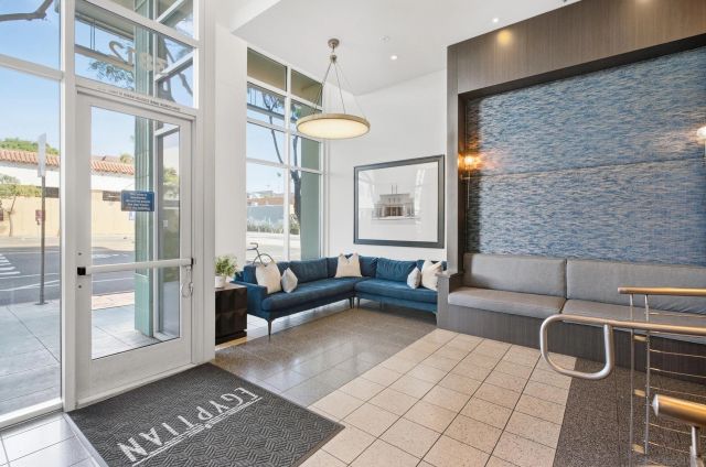 3812 Park Blvd. 208, San Diego, CA 92103