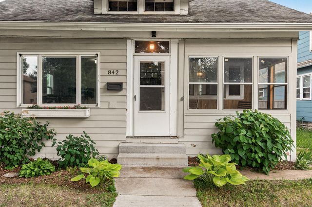 842 Randolph Avenue, Saint Paul, MN 55102