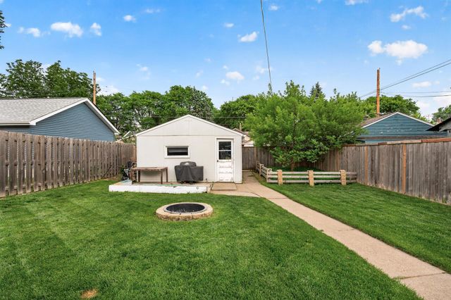 842 Randolph Avenue, Saint Paul, MN 55102