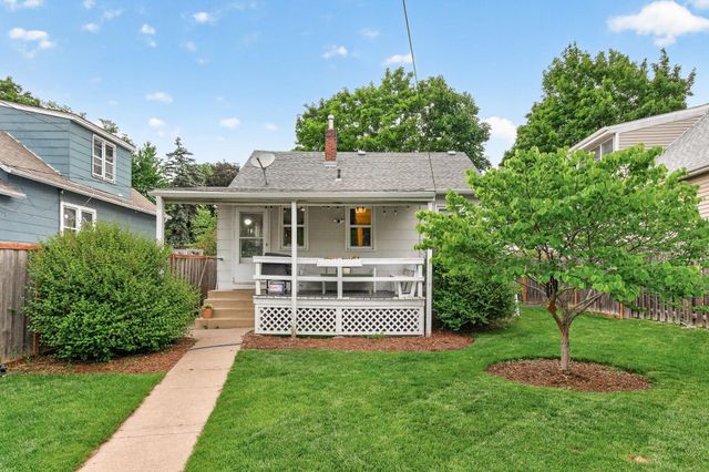 842 Randolph Avenue, Saint Paul, MN 55102