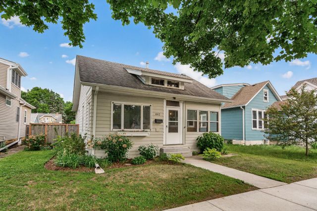842 Randolph Avenue, Saint Paul, MN 55102