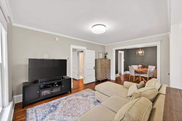 842 Randolph Avenue, Saint Paul, MN 55102