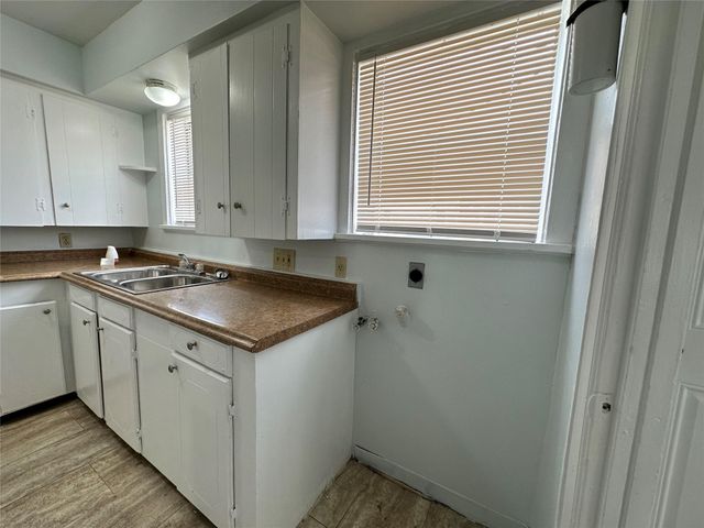 4624 Clay Street, Houston, TX 77023