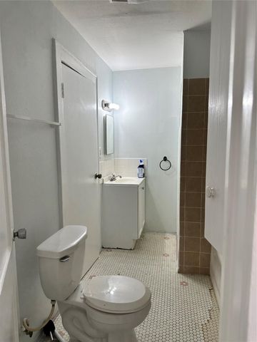 4624 Clay Street, Houston, TX 77023
