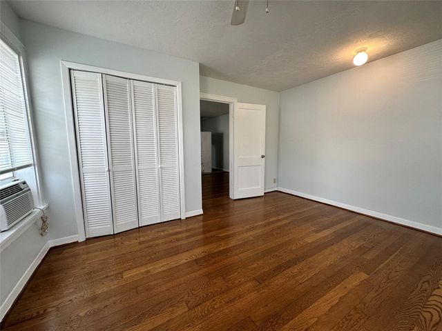 4624 Clay Street, Houston, TX 77023