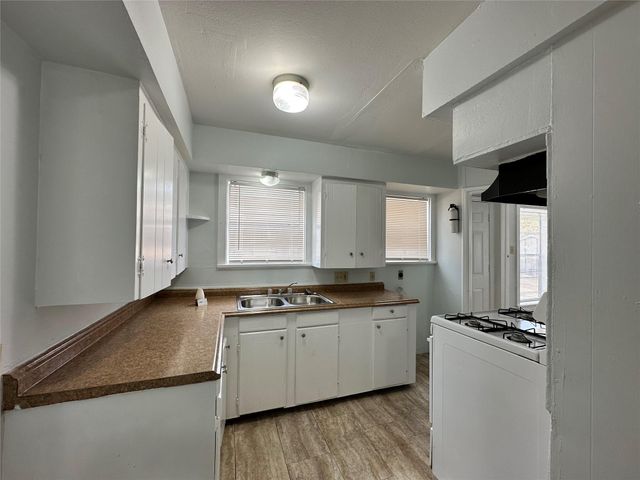 4624 Clay Street, Houston, TX 77023