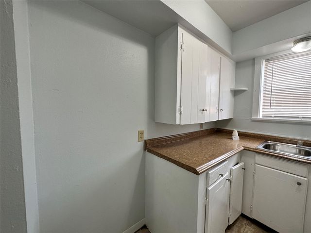 4624 Clay Street, Houston, TX 77023