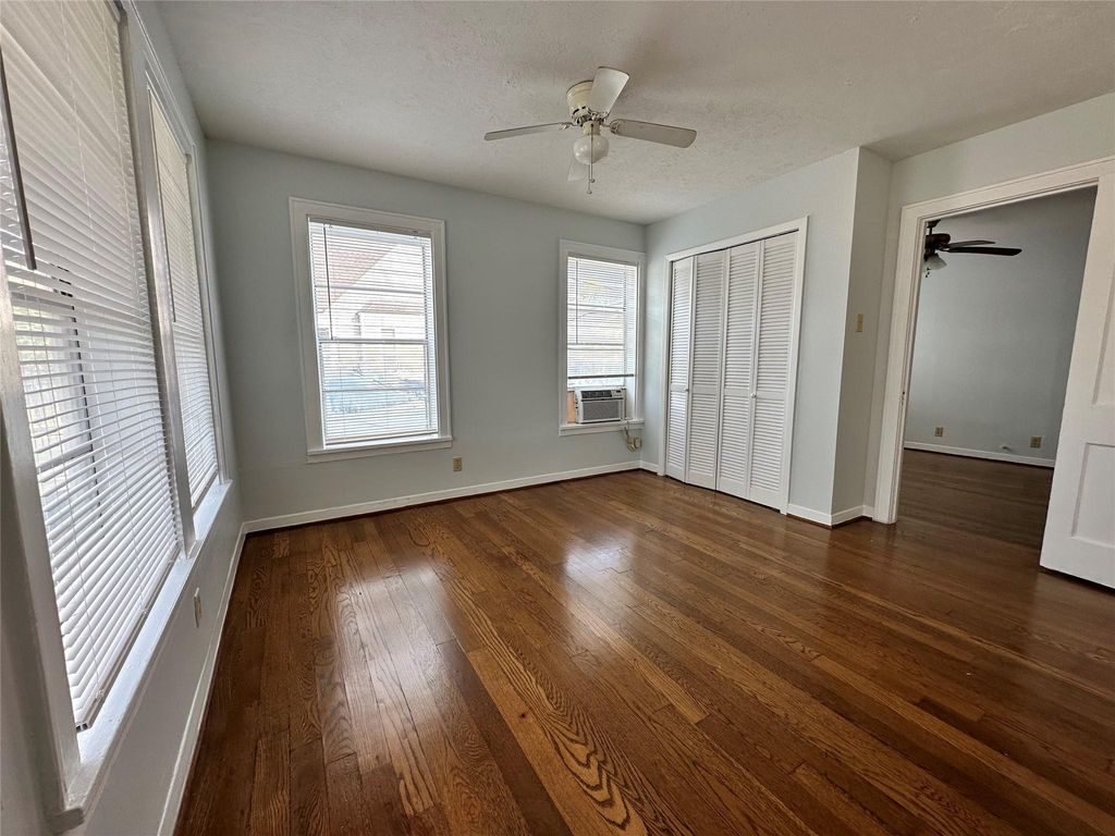 4624 Clay Street, Houston, TX 77023