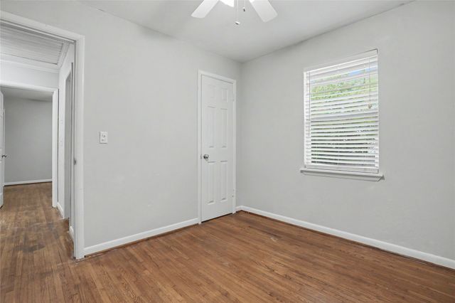 1614 S Cedar Avenue, Broken Arrow, OK 74012