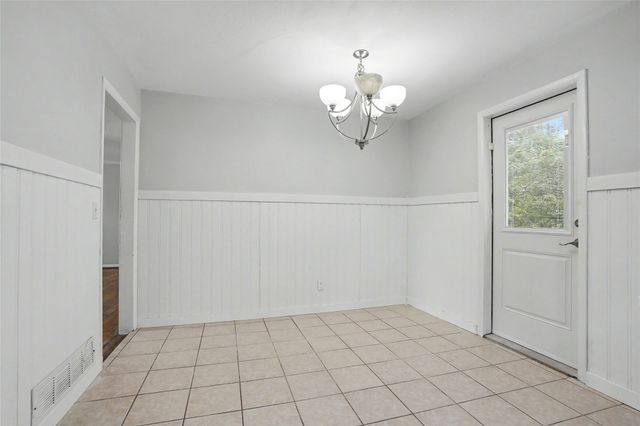 1614 S Cedar Avenue, Broken Arrow, OK 74012