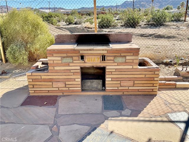 6667 Sage, 29 Palms, CA 92277