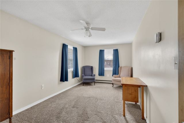 22 Connecticut Avenue, Middletown, RI 02842