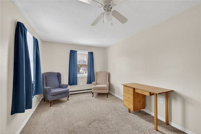 22 Connecticut Avenue, Middletown, RI 02842
