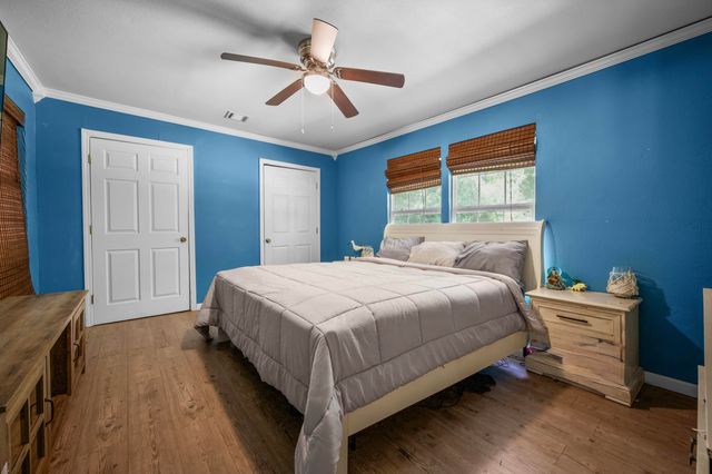 105 Allen Ave, Leesville, LA 71446