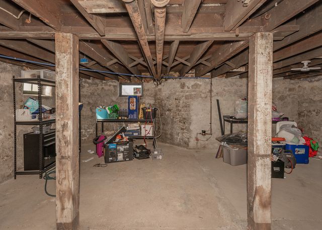 937 20TH Street, Rock Island, IL 61201