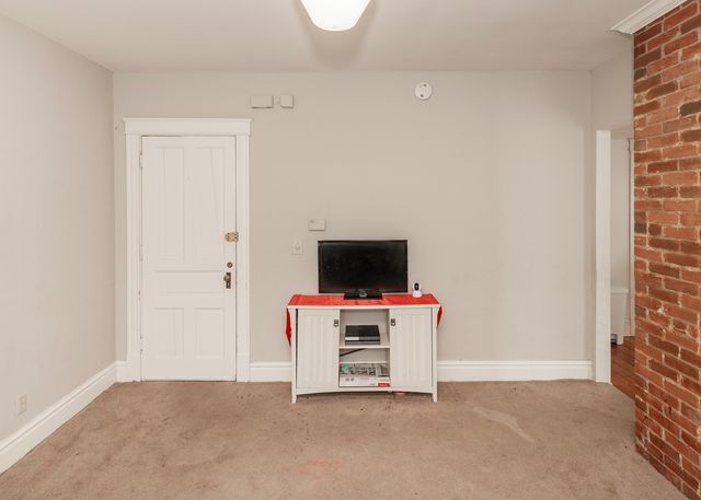 937 20TH Street, Rock Island, IL 61201