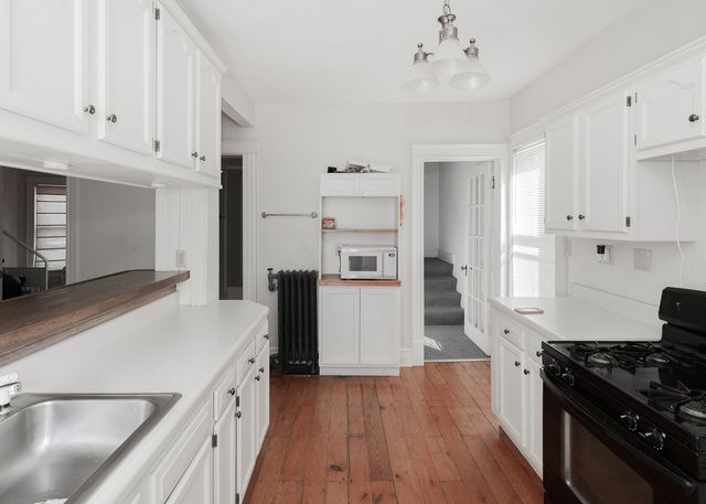 937 20TH Street, Rock Island, IL 61201