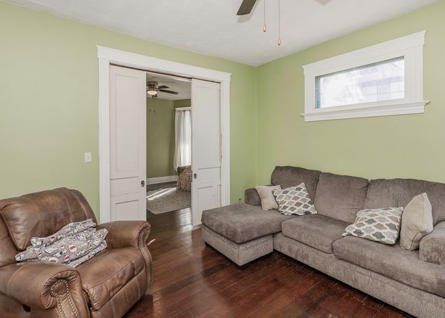 937 20TH Street, Rock Island, IL 61201