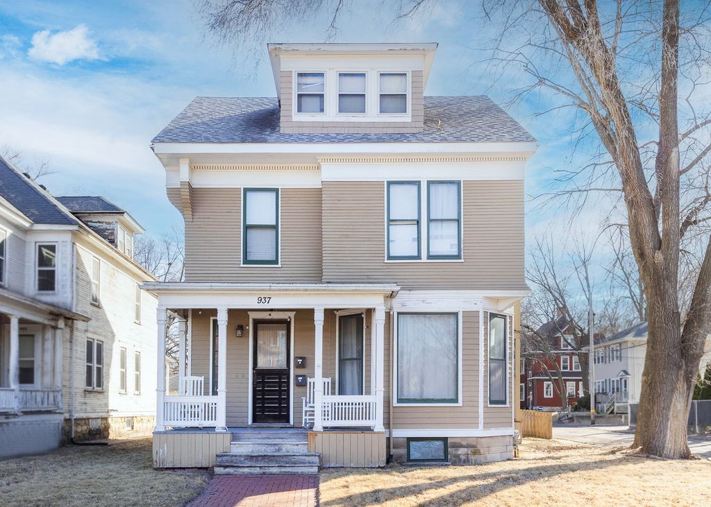 937 20TH Street, Rock Island, IL 61201