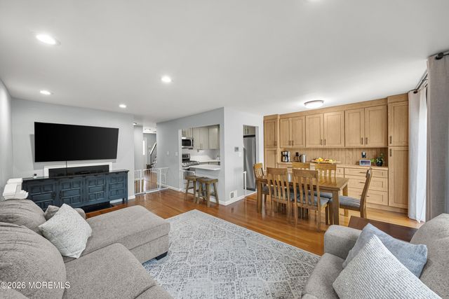 20 Arrowsmith Court 26, Matawan, NJ 07747