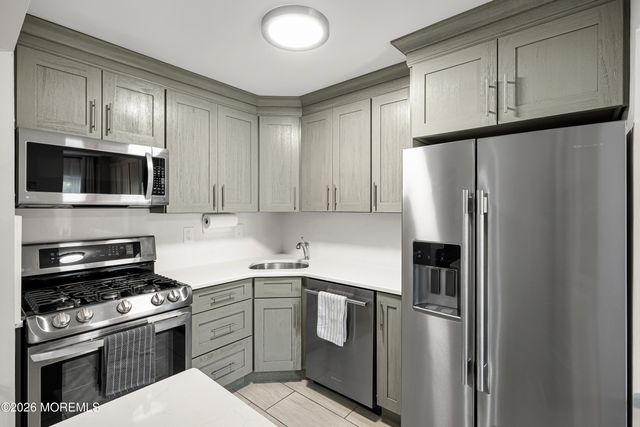 20 Arrowsmith Court 26, Matawan, NJ 07747