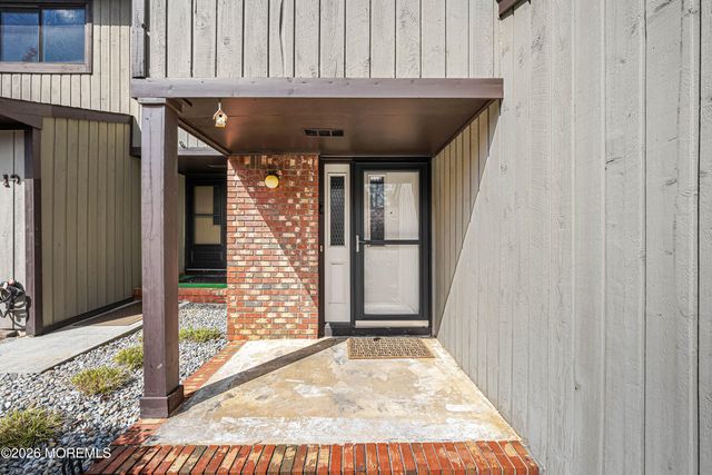 20 Arrowsmith Court 26, Matawan, NJ 07747