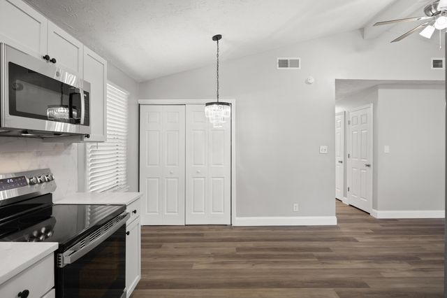 1335 Mt Vernon Drive, Georgetown, KY 40324