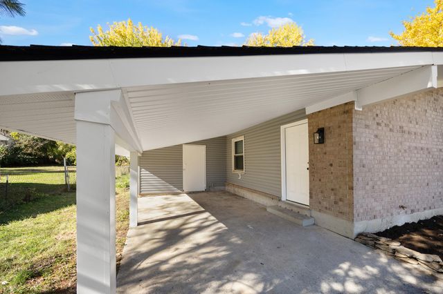 1335 Mt Vernon Drive, Georgetown, KY 40324