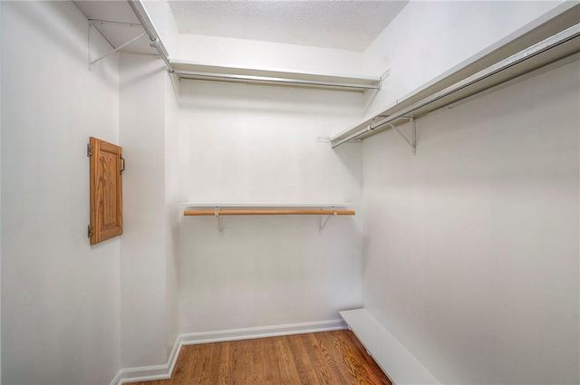 6606 Earnshaw Street, Shawnee, KS 66216