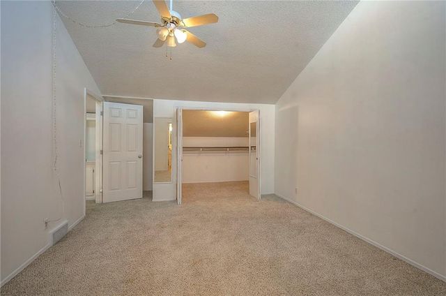 6606 Earnshaw Street, Shawnee, KS 66216