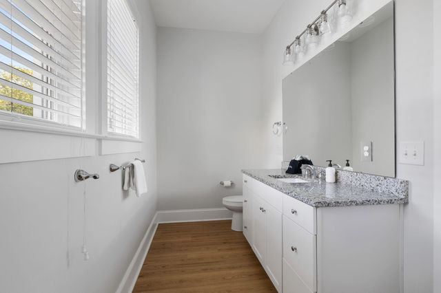 162 Spring Street E, Charleston, SC 29403