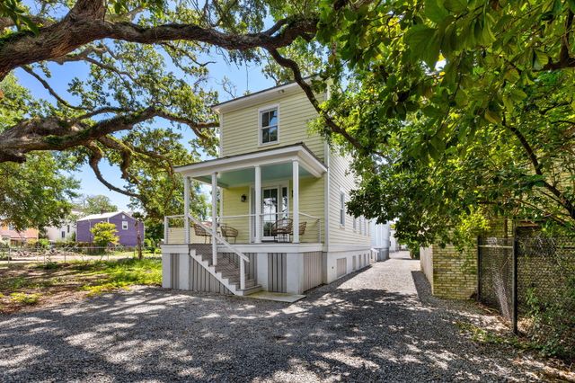 162 Spring Street E, Charleston, SC 29403