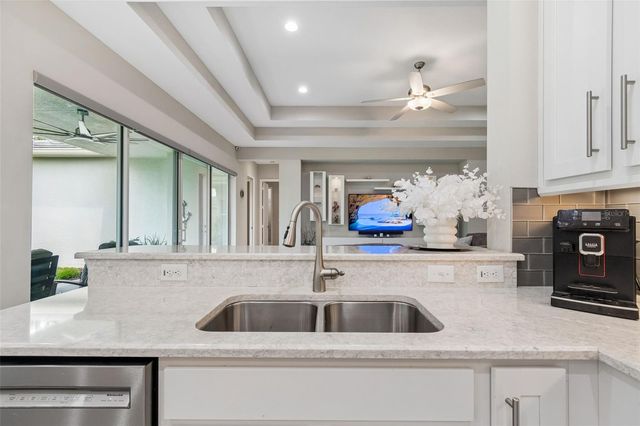 2213 HOLLOW FOREST COURT, Wesley Chapel, FL 33543