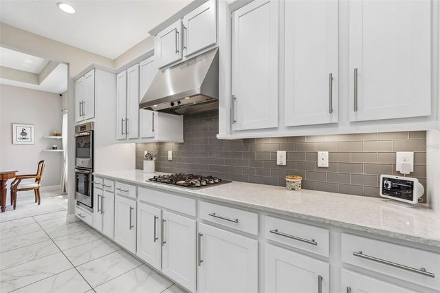 2213 HOLLOW FOREST COURT, Wesley Chapel, FL 33543