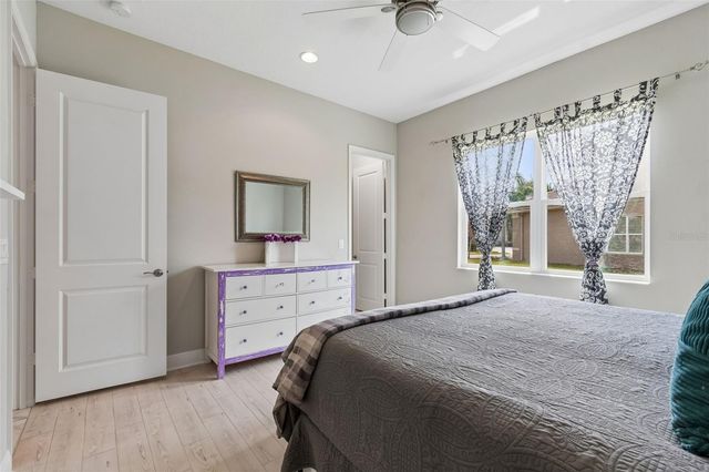 2213 HOLLOW FOREST COURT, Wesley Chapel, FL 33543