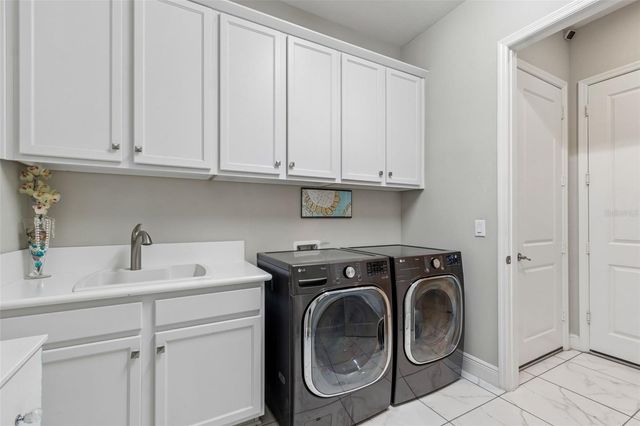 2213 HOLLOW FOREST COURT, Wesley Chapel, FL 33543