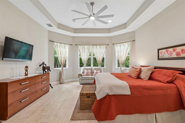 2213 HOLLOW FOREST COURT, Wesley Chapel, FL 33543