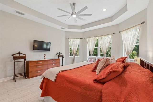 2213 HOLLOW FOREST COURT, Wesley Chapel, FL 33543