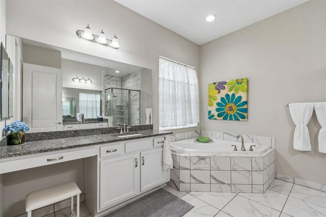2213 HOLLOW FOREST COURT, Wesley Chapel, FL 33543