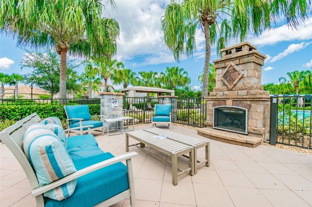 2213 HOLLOW FOREST COURT, Wesley Chapel, FL 33543