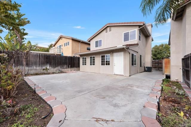 1621 Wesley Way, Vista, CA 92081