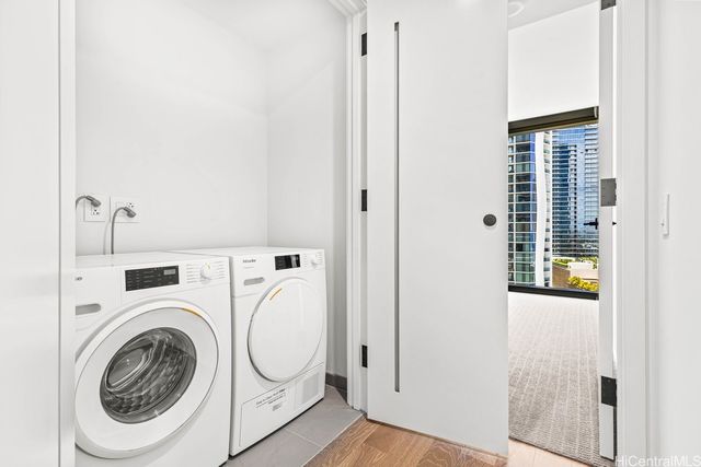 333 Ward Avenue 1402, Honolulu, HI 96814