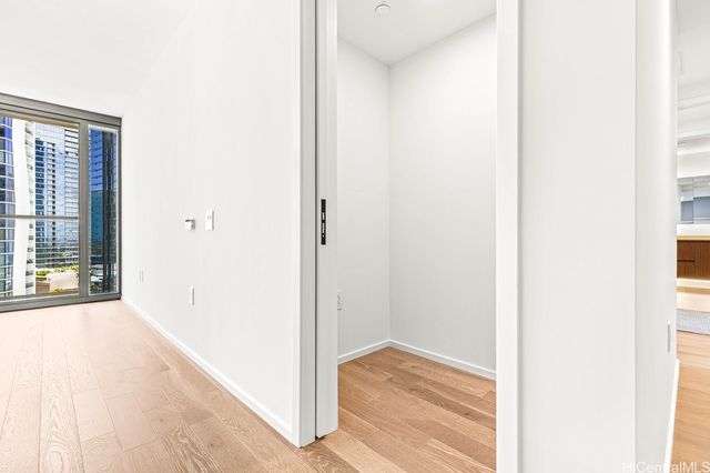 333 Ward Avenue 1402, Honolulu, HI 96814