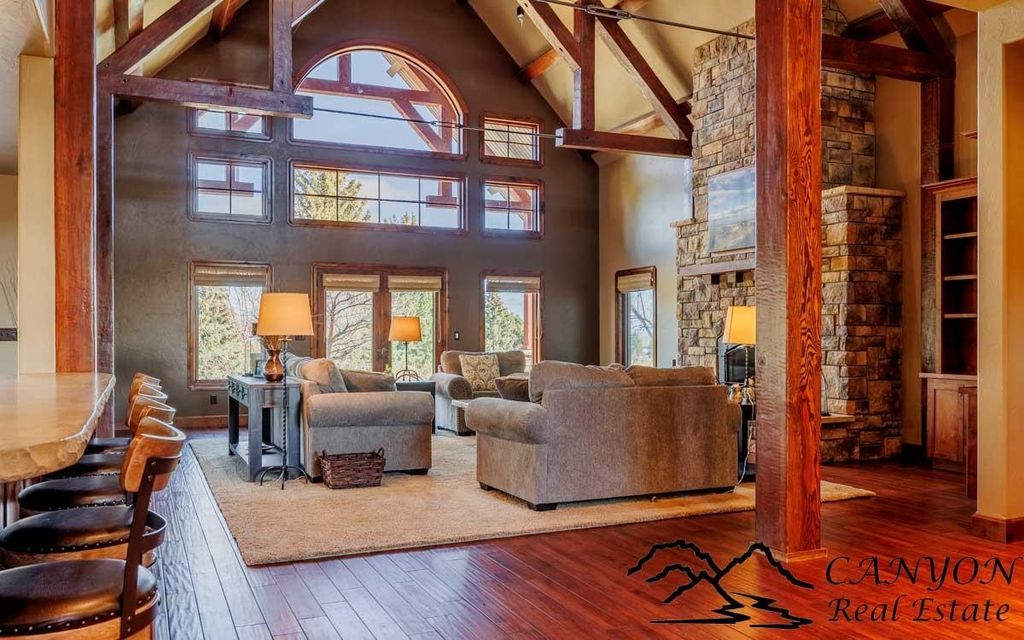 701 Olive Glenn Dr, Cody, WY 82414 photo 2